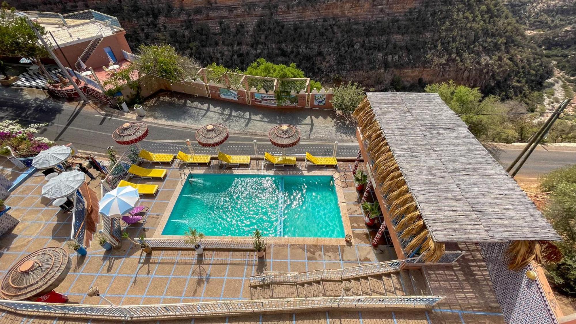 Auberge Les Montagnes Du Paradis Tagherat Anekrim エクステリア 写真