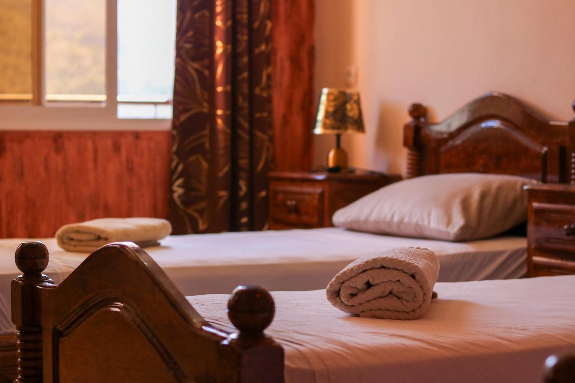 Auberge Les Montagnes Du Paradis Tagherat Anekrim エクステリア 写真