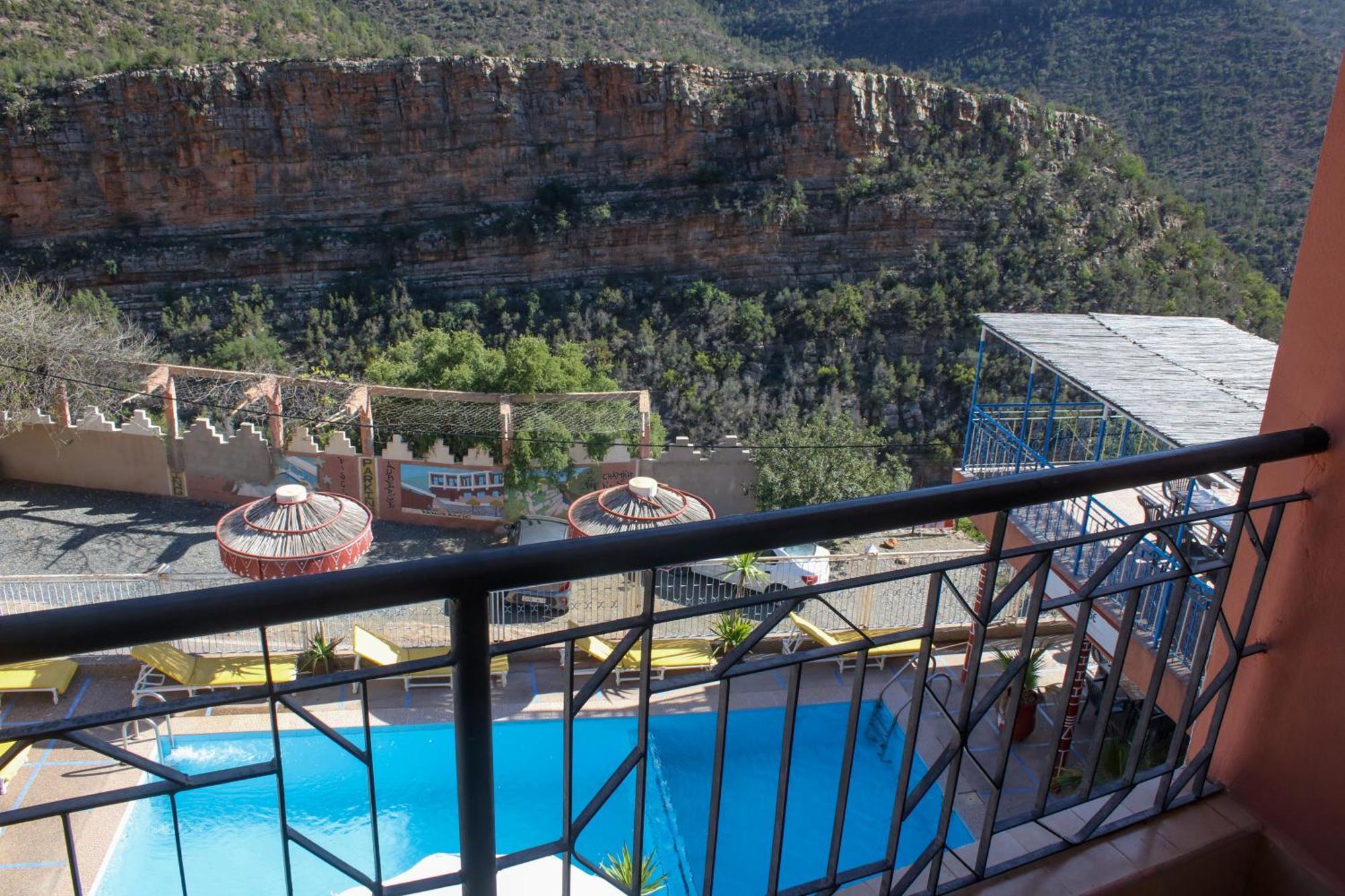 Auberge Les Montagnes Du Paradis Tagherat Anekrim エクステリア 写真