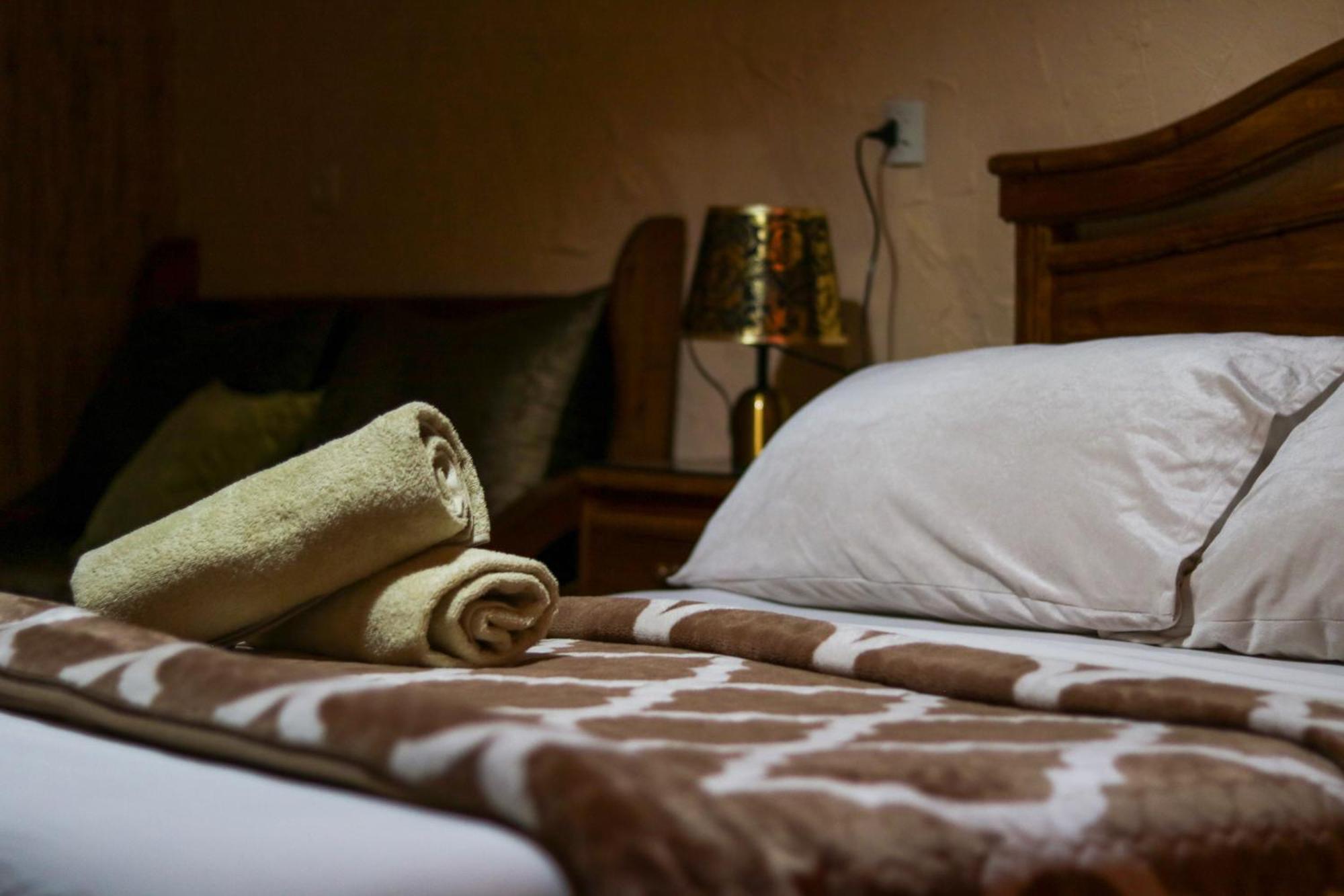 Auberge Les Montagnes Du Paradis Tagherat Anekrim エクステリア 写真