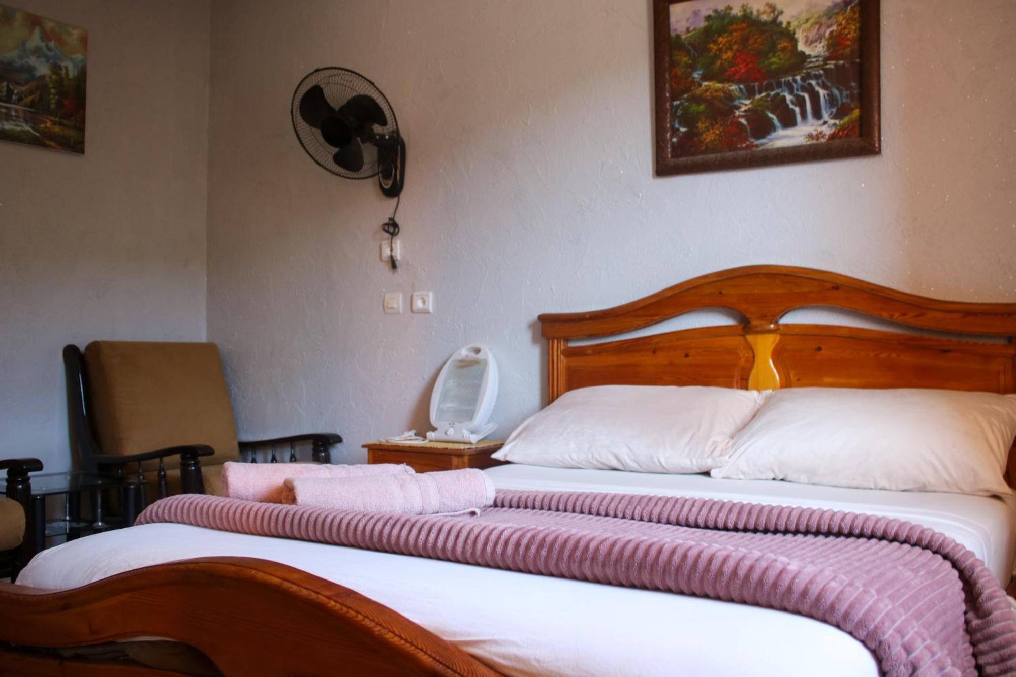 Auberge Les Montagnes Du Paradis Tagherat Anekrim エクステリア 写真